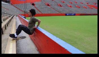 Stadium Stamina: Outdoor Workouts σε Athletic Arenas